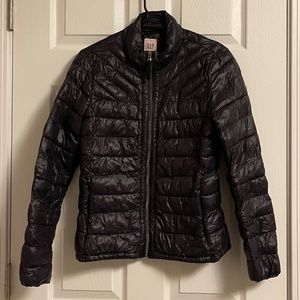 Gap Women's Lightweight Puffer Jacket